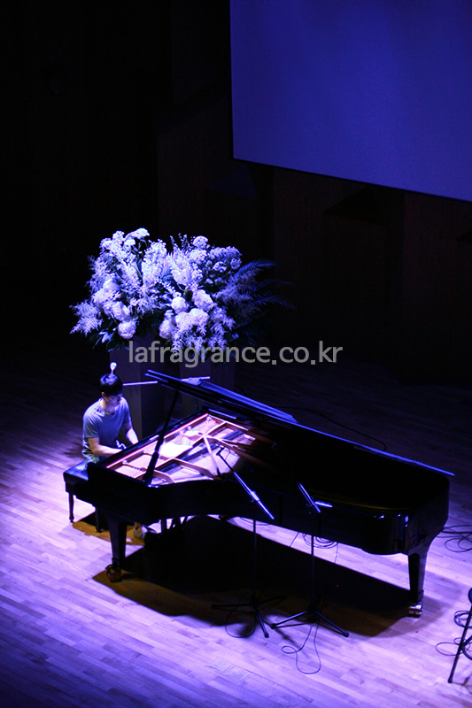 2014 피아니스트 윤한의 Talk&amp;Concert프라그랑스